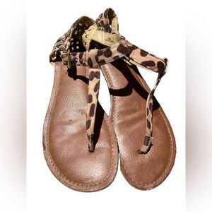 Route 66 size 7 leopard sandals great condition